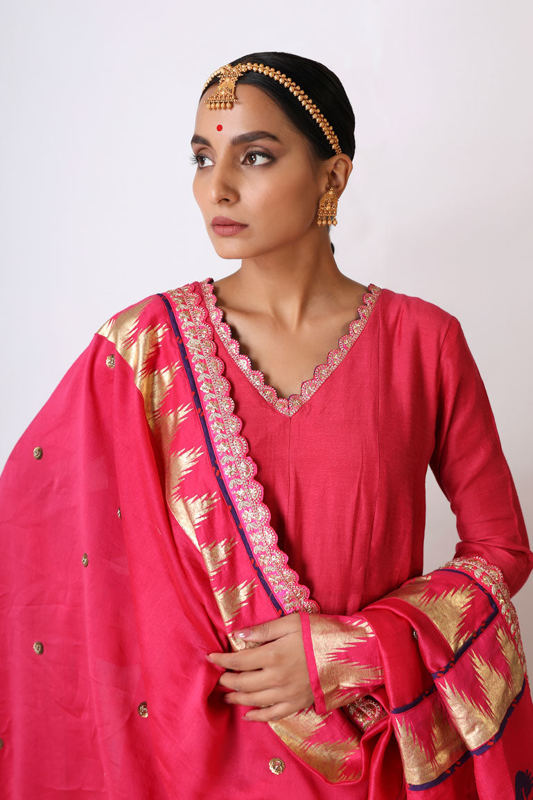 PRANAY PINK EMBROIDERED DUPATTA