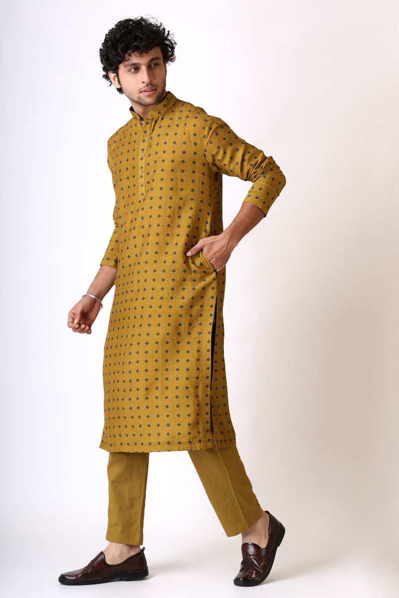 SMRITI OLIVE BUTTI KURTA PANT SET (set of 2)